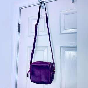 NWOT Portland Leather Goods Mesa Mini Crossbody in “Plum”